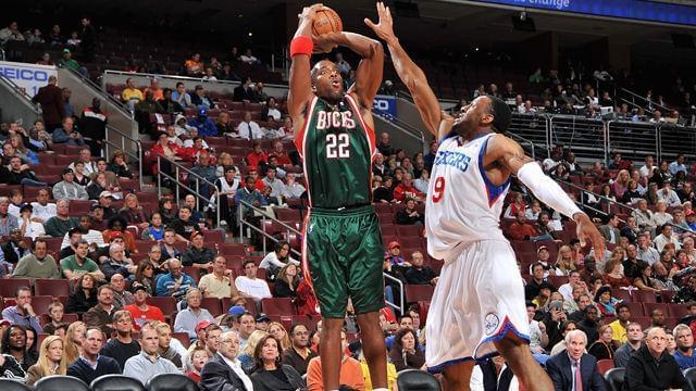 着零转会费 着零转会费